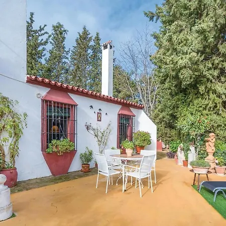 Beautiful In With 2 Bedrooms And Wifi Holiday home Bornos