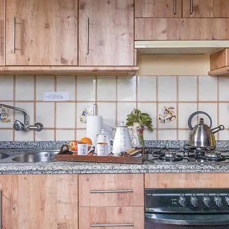 Beautiful In With 2 Bedrooms And Wifi Vakantiehuis